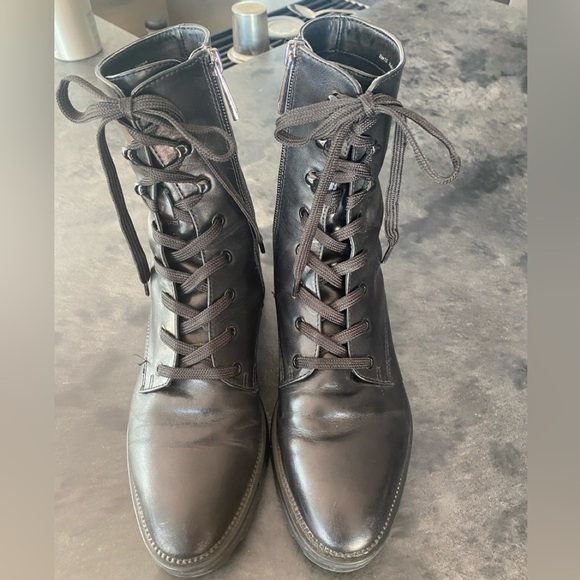 Dolce Vita Ranier Boots, black leather, size 7. - Picture 7 of 7